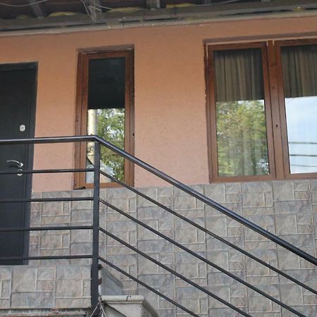 Family Apartament Apartment Tbilisi ภายนอก รูปภาพ
