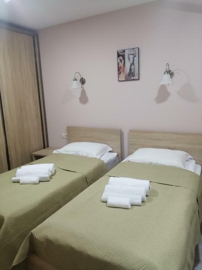 Family Apartament Apartment Tbilisi ภายนอก รูปภาพ
